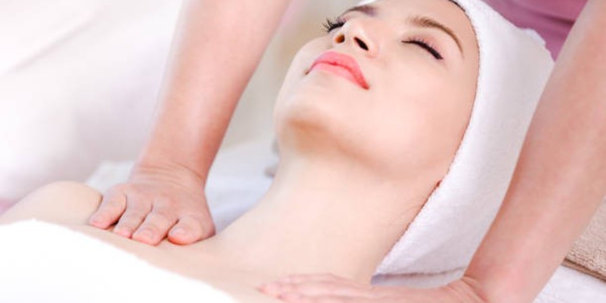 Lymphatic Drainage Massage for Post-Surgery Swelling Relief