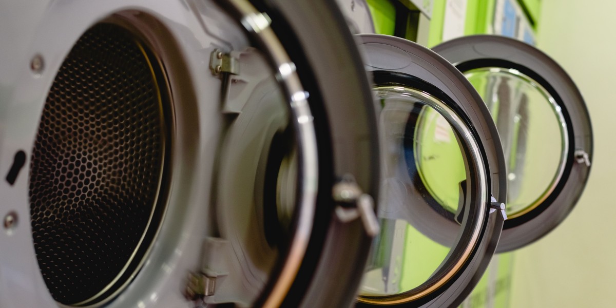 How To Make A Profitable Warming Display Case If You're Not Business-Savvy