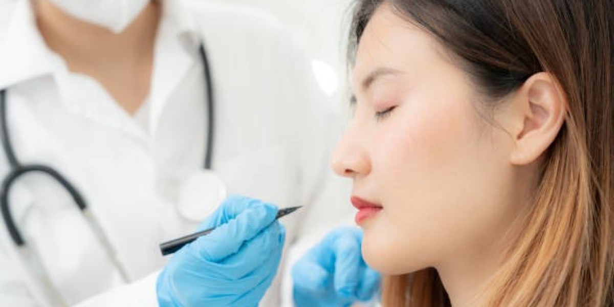 Rhinoplasty Healing Stages and What Patients Commonly Experience