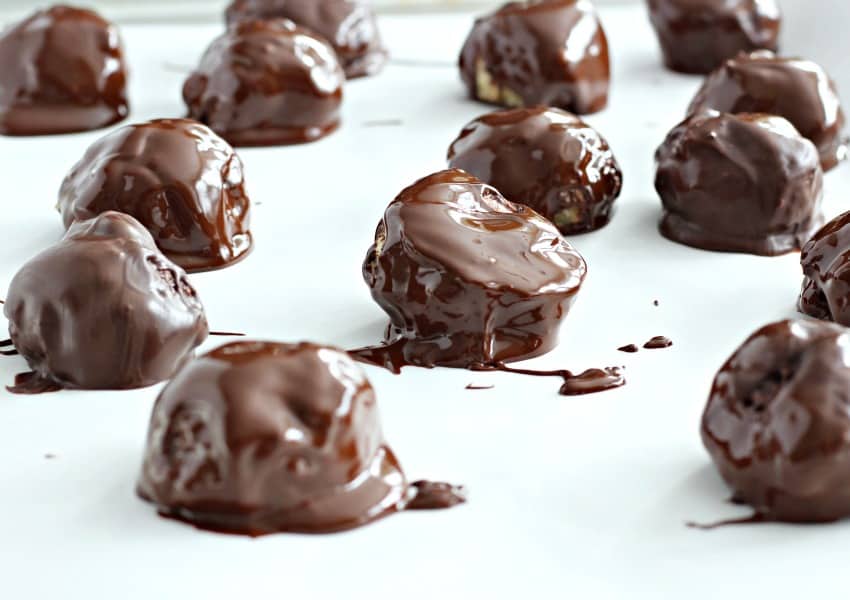 Chocolate Dipped Coconut Macaroons {Paleo}