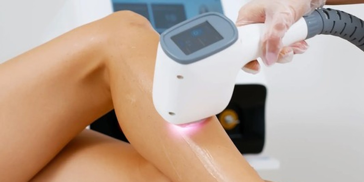 هل الليزر يسبب تصبغات؟ نصائح أطباء دبي للوقاية