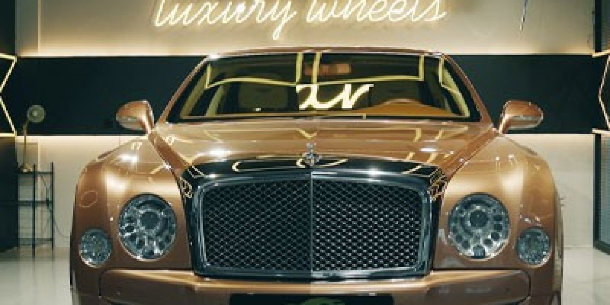 Bentley Car Rental in Dubai for Business Executives and VIP Guests