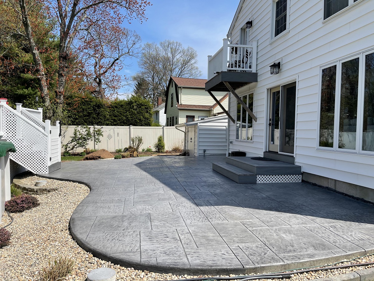Top 5 Expert Concrete Patio Contractors in Kensington, CA