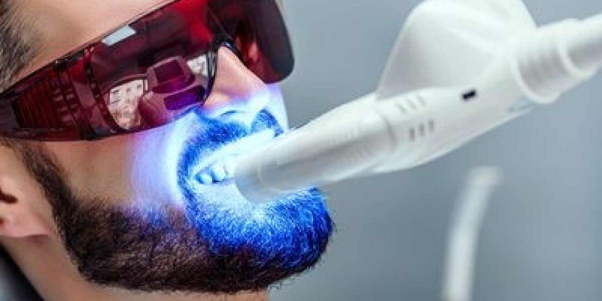 Teeth Whitening in Islamabad – The Ultimate Smile Guide at Enfield Royal Clinic