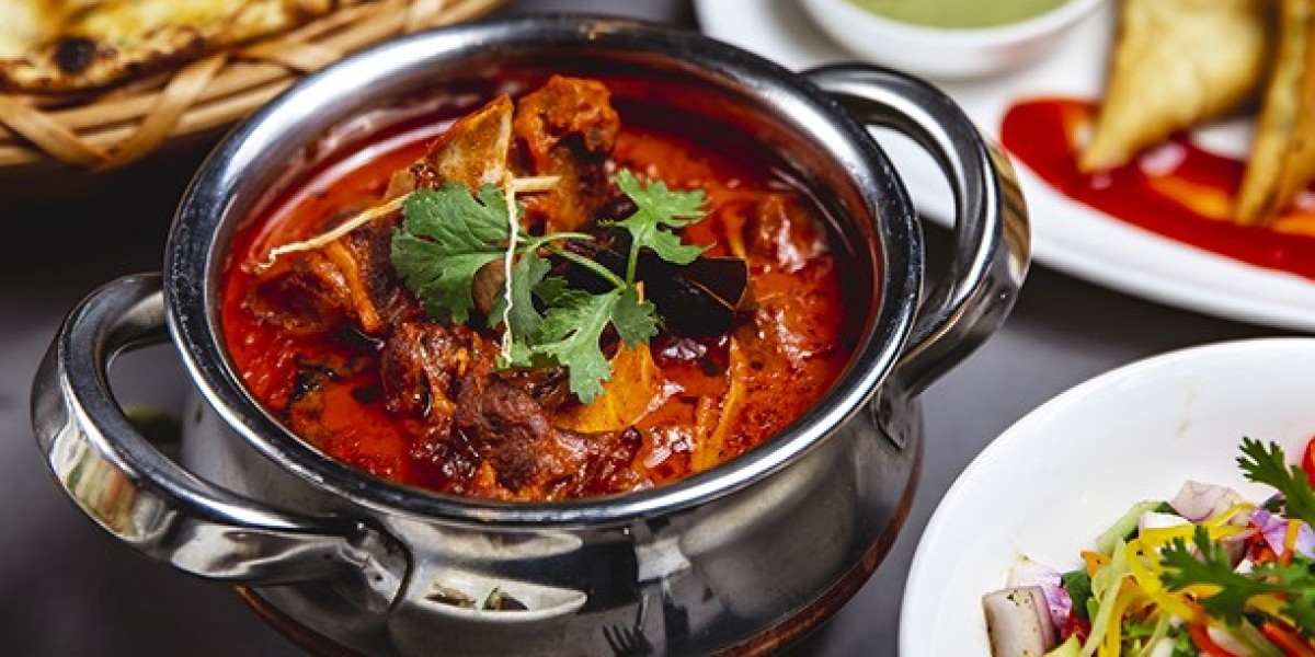 What Should You Check Before Hiring Indian Catering Services Dubai?