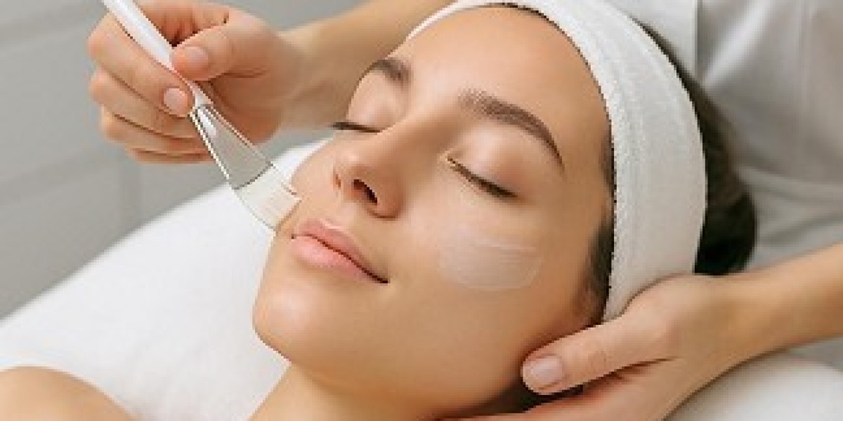 Chemical Peel Dubai: Effective Solutions for Hyper-Pigmentation