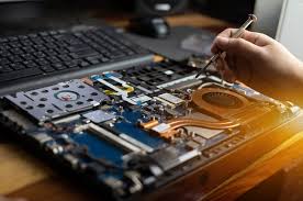 How Laptop Repair Calgary Experts Keep Devices Running for Years - Monu